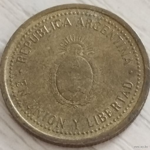 Аргентина 10 сентаво 2004г.