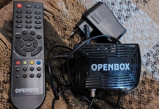 Тюнер 0PENBOX X-800 для спутникового приема ТВ сигнала