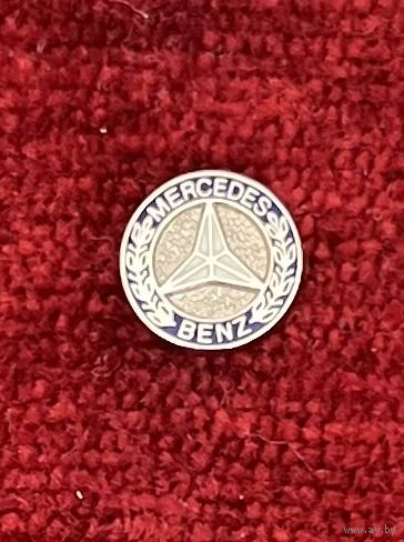 Логотип Mercedes-Benz