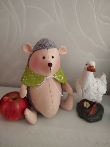 Ёжик куколка ручной работы из текстиля высота 22 см ручки и ножки подвижны