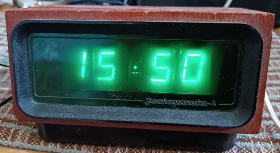 Редкие электронные часы " Электроника - 4". СССР. Все лоты с 1 рубля!