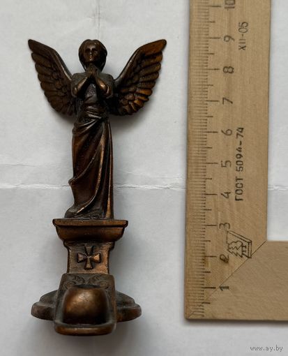 Подсвечник