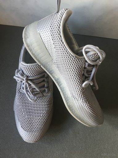 Кроссовки 35-36 стелька 22,5 Как новые