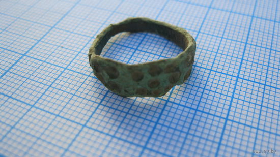 Перстень старинный. Бронза, литье.