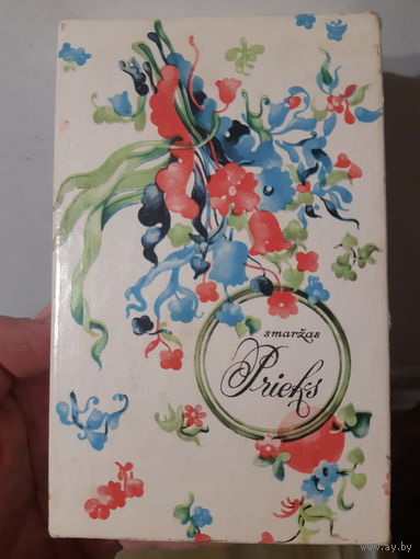 Коробка от духов Радость Дзинтарс