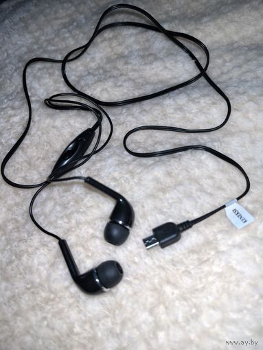 Наушники Keneksi с микрофоном (разъем micro USB)