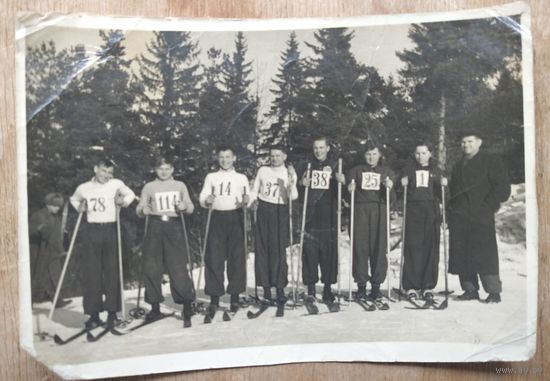 Фото на 1-й зимней Спартакиаде трудовых резервов. 1948 г.