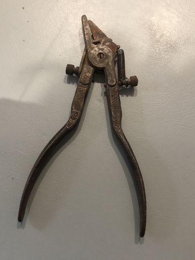 Клещи старинные для разводки зубьев пил з-д им. Воскова