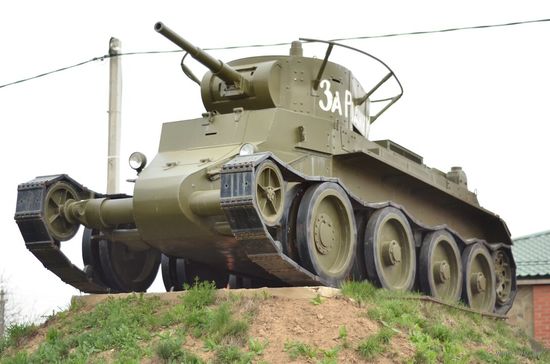 Трак от танка БТ. Распродажа. Старт с 1 рубля.