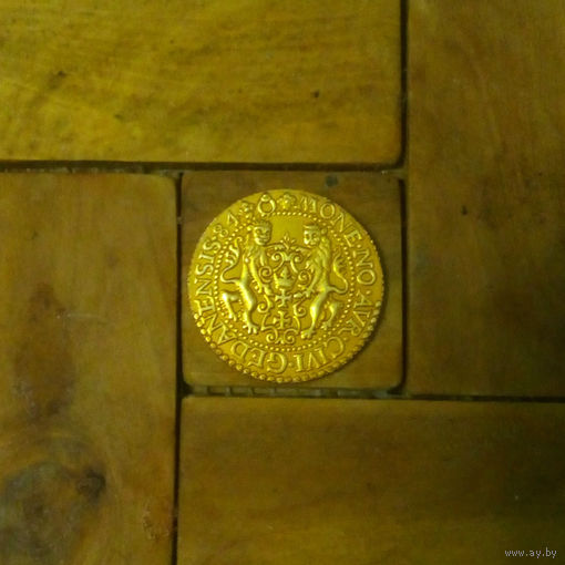 КОПИЯ    дукат   1584 г.    Стефан Баторий  ( 1576 - 1586 )   Гданьск