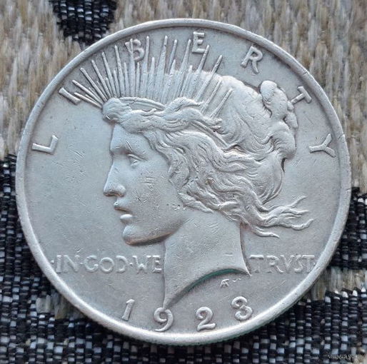 США 1 доллар 1923 года. Серебро! Сторгуй за свою цену, предложи обмен!