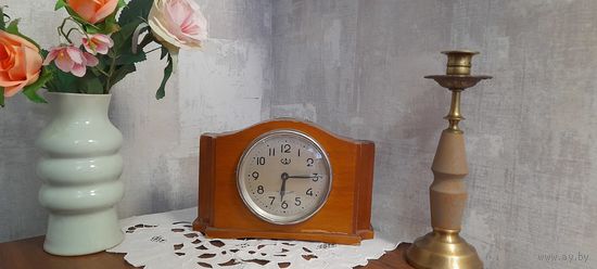 Часы СЧЗ настольные, 1958г. СССР. Рабочие.