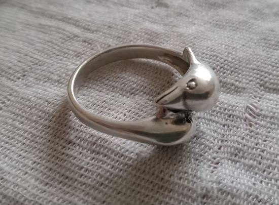 Красивое серебряное колечко с дельфинами. Ag 925*. Распродажа коллекции!