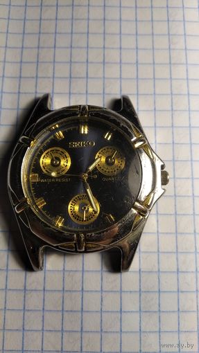 Часы кварцевые