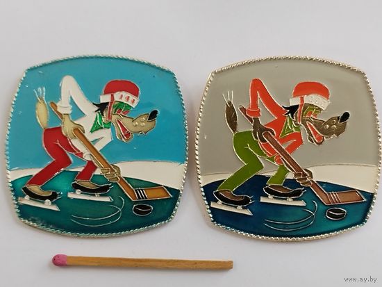 Значки. Ну, погоди! Волк-хоккеист. цена за 1 шт.