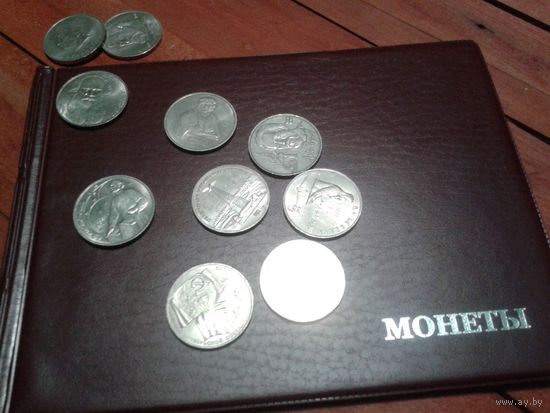 Альбом для монет на 72 крупные монеты+5 монеток Скандинавии- Бонус! Размер альбома 20,5х15см.