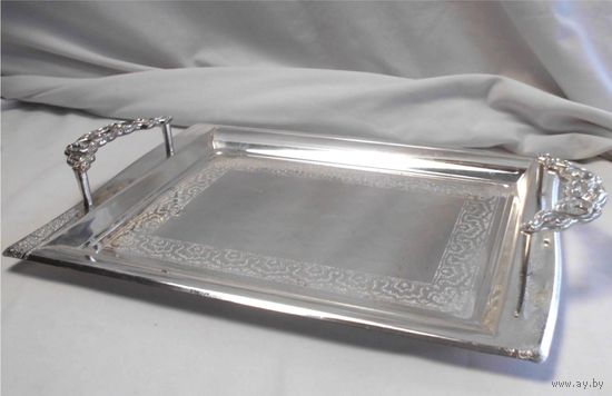 Поднос сервировочный 39,8 х 25,5 см