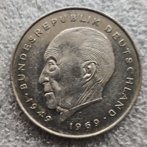 Германия 2 марки  1987 г.   Конрад Аденауэр, 20 лет Федеративной Республике (1949-1969)  "F"