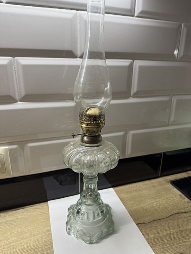 Керосиновая лампа.