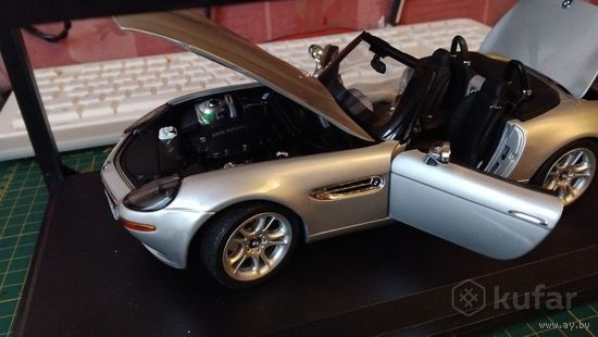 Модель BMW Z8 Kyosho 1:18