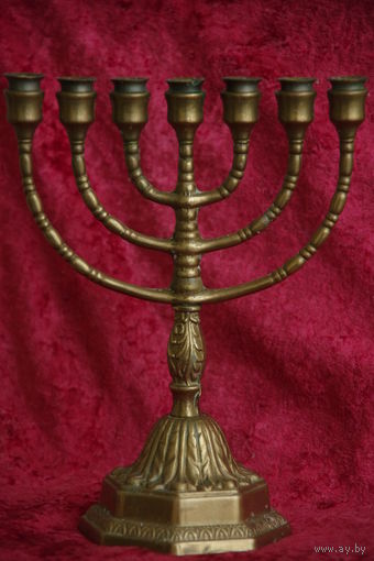 Подсвечник "Минора " ( высота 23,5 см , ширина 18 см )