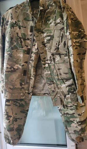 Костюм камуфлированный