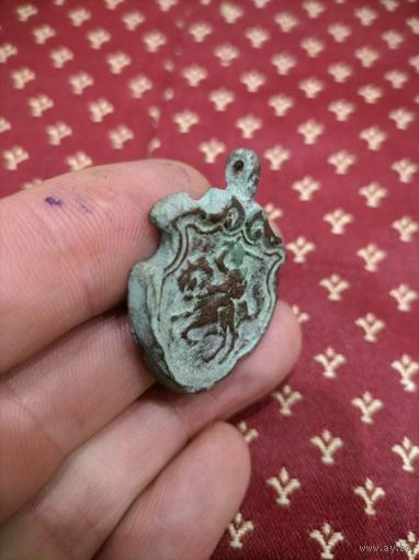 Медальон всадник на лошади. Герб Витебска.