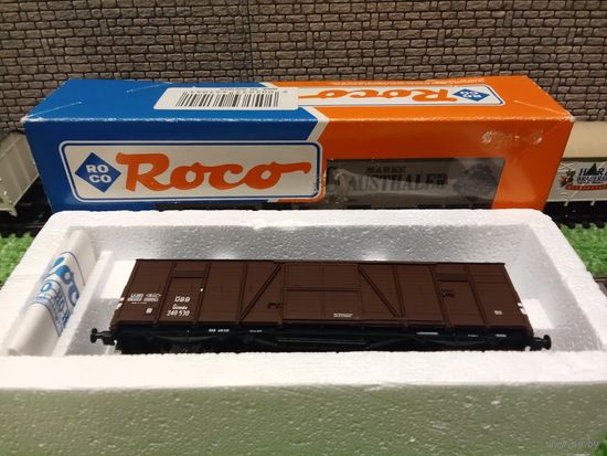 Вагон грузовой "ОВВ"2-х осный (корич)  Roco б/у 1/87 HO
