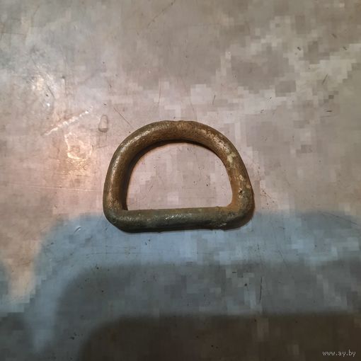 Полукольцо к подсумкам К98. Шир.проймы под ремешок 25мм