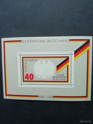 ФРГ 1974 Блок Mi.10 с маркой "25 лет Федеративной Республике Германии" (чистый**) марка Мi.807 каталог 1.60 евро
