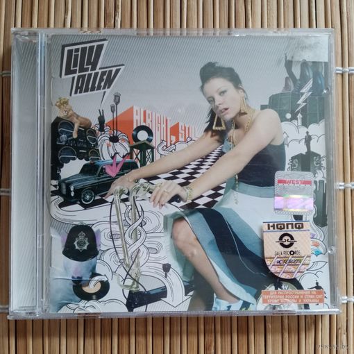 CD Lily Allen - Alright, Still... (лицензия с буклетом)