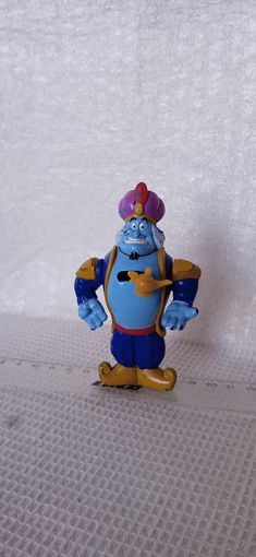 Коллекционная игрушка из Макдональдс. Диснейленд Париж, 2001г.  25