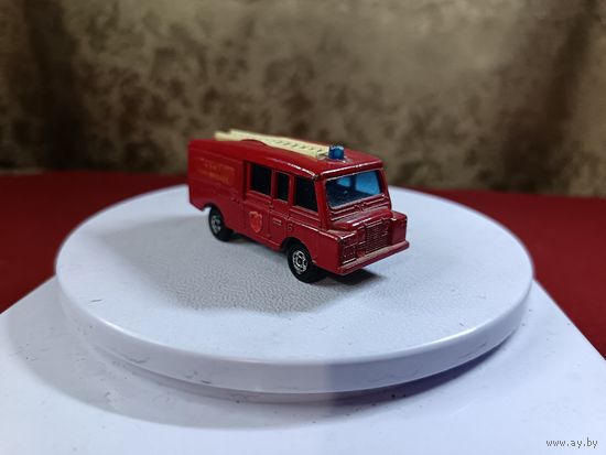 С рубля без мц. модель авто: пожарная. 6.5х3х2см.