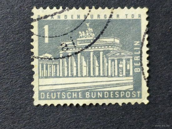Германия 1956. Берлин. Городские пейзажи Берлина. Бранденбургские ворота