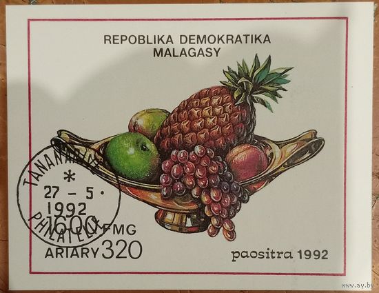 Мадагаскар 1992. Фрукты. Блок