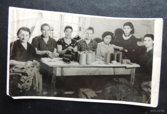 Фото "Осваиваем новую профессию", 1950 г.