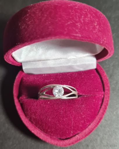 Красивое кольцо серебро 925, лот#17, С РУБЛЯ! МНОГО ЛОТОВ С РУБЛЯ БЕЗ МЦ!