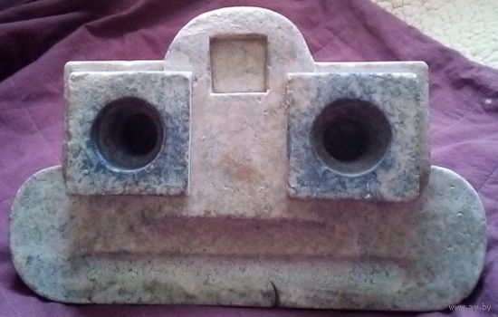 Чернильница. Тяжёлая. Мраморная?