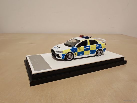 TimeMicro 1/64 Lancer Evo X Police (с фигуркой)
