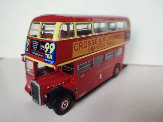 Модель автобуса Leyland RTW 1957 Atlas 1/72