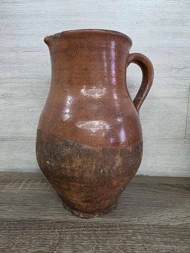 БОЛЬШОЙ, СТАРЫЙ КУВШИН.