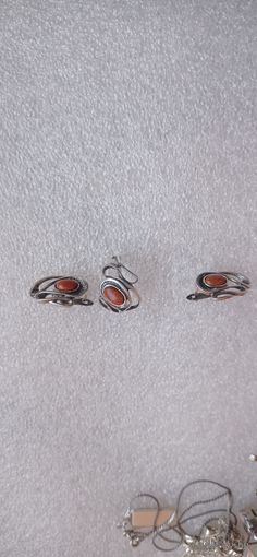 ШИКАРНЫЙ КОМПЛЕКТ КОЛЬЦО И СЕРЬГИ СЕРЕБРО 925 .  Распродажа Коллекции !!! . Экспресс  Аукцион  с рубля без МПЦ и прочего 3 ДНЯ  .Много лотов в продаже .