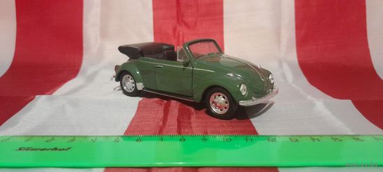 Машинка (модель) Welly Volkswagen Beetle Convertible примерно 1:43