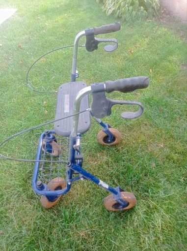 Ходунки для пожилых