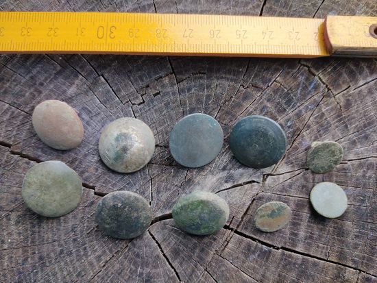 Пуговицы 10 штук (6). находка