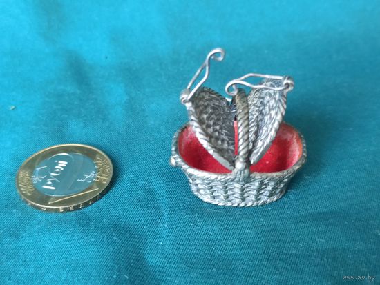 Сувенирные Мини корзиночки, винтажные,  серебряные , начало 20-го века.