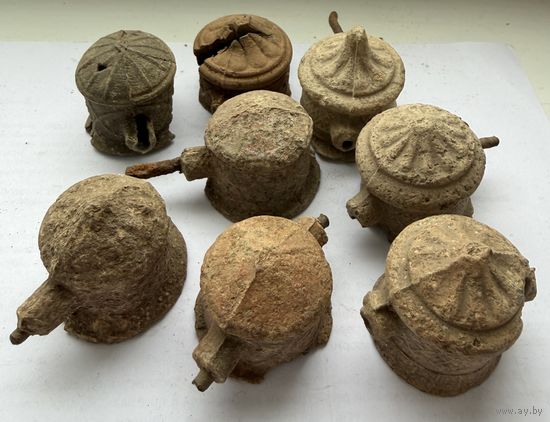 Крышки-колпачки для тушения свечи старые