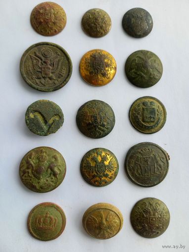 Пуговицы РИ. 15 шт. С рубля, без м.ц. См. др. мои лоты