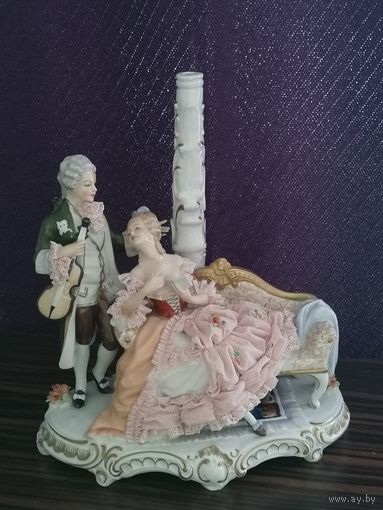 Фарфоровая статуэтка. Кружевной фарфор. Германия.