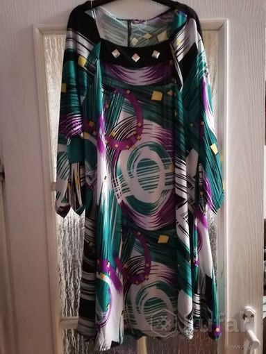 Симпатичная туника на р-р 52-56